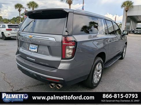 Used 2021 Chevrolet Suburban Premier RWD image 4