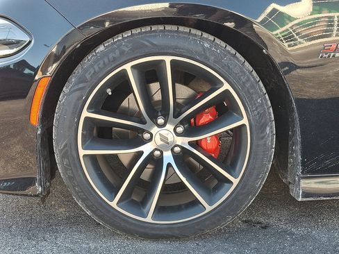 Used 2017 Dodge Charger R/T Scat Pack image 30