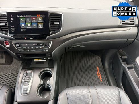 Used 2023 Honda Passport TrailSport image 31