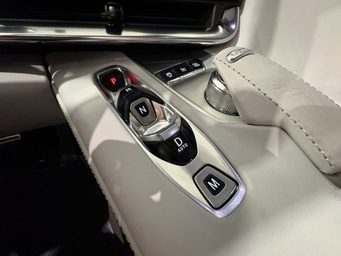 Used 2023 Chevrolet Corvette Stingray Premium Cpe w/ Battery Protection Package RWD image 34