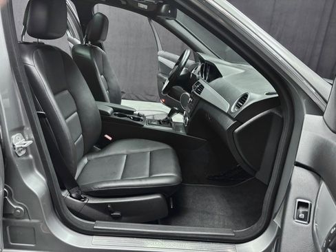 Used 2014 Mercedes-Benz C 300 4MATIC Sedan image 27