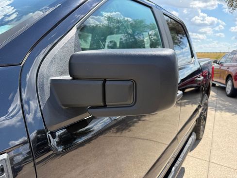 Used 2022 Ford F150 XL w/ STX Black Appearance Package AWD/4WD image 9