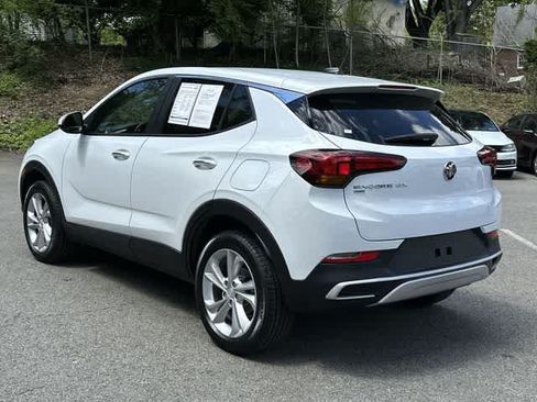 Used 2023 Buick Encore GX Preferred w/ Cold Weather Comfort Package AWD/4WD image 28