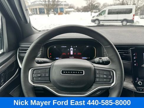 Used 2024 Jeep Wagoneer Series II image 36