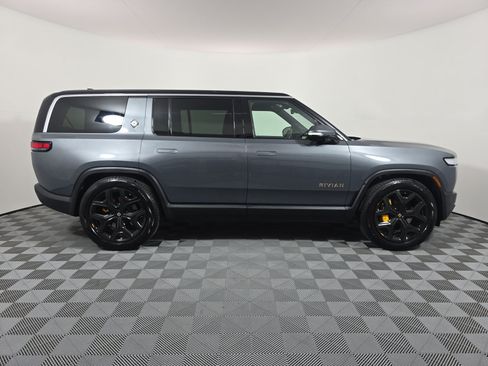 Used 2022 Rivian R1S Launch Edition Quad AWD/4WD image 6