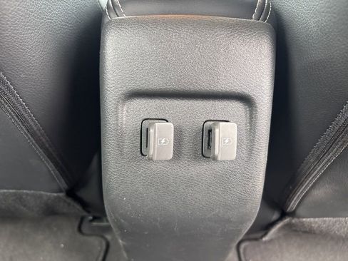 Used 2023 Nissan Kicks SR w/ SR Premium Package FWD image 37