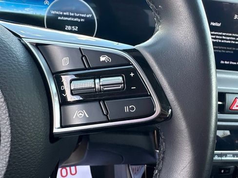 Used 2024 Kia Seltos EX AWD/4WD image 17