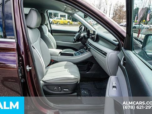 Used 2024 Hyundai Palisade SEL image 25