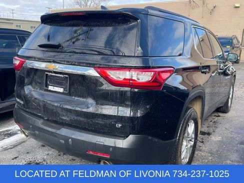 Certified 2021 Chevrolet Traverse LT image 3