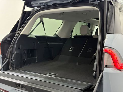 New 2026 Lincoln Navigator L Reserve image 8