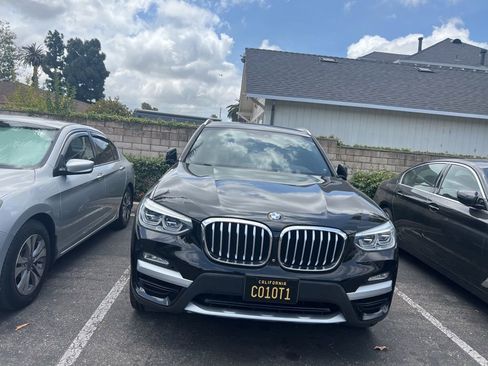 Used 2019 BMW X3 sDrive30i w/ Executive Package RWD image 2