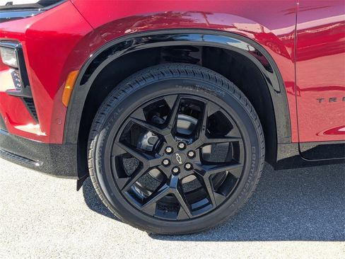 New 2026 Chevrolet Traverse RS w/ LPO, Floor Liner Package image 10