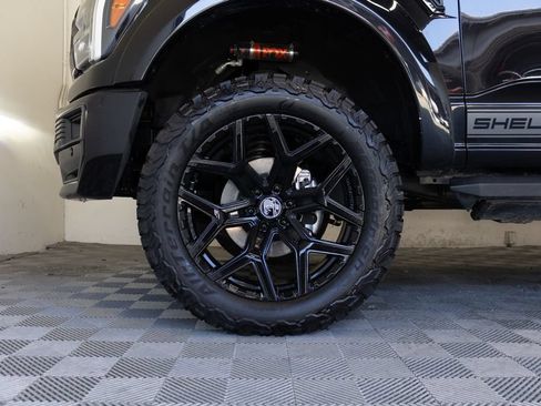 Used 2025 Ford F150 Lariat w/ Equipment Group 502A High AWD/4WD image 9