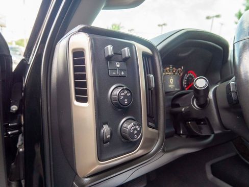 Used 2015 GMC Sierra 1500 Denali AWD/4WD image 18