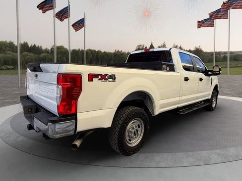 Used 2022 Ford F250 XL w/ Power Equipment Group image 8