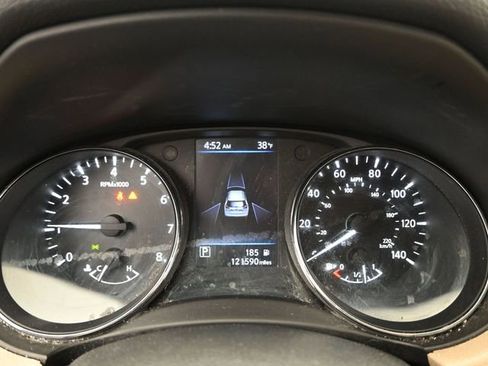 Used 2020 Nissan Rogue SL image 16