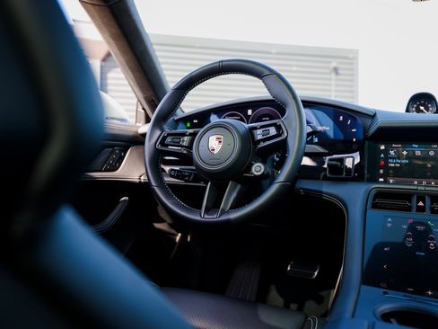 Certified 2025 Porsche Taycan GTS image 25