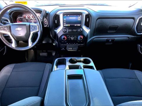 Used 2021 Chevrolet Silverado 2500 LT w/ Convenience Package image 14