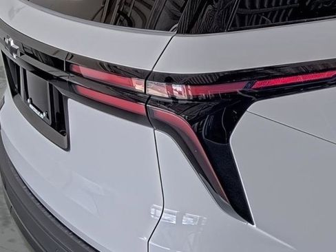 New 2026 Chevrolet Traverse LT w/ Midnight/Sport Edition FWD image 15
