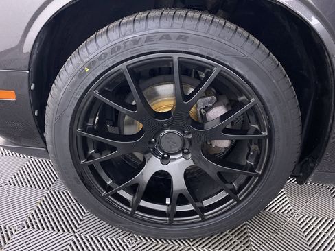 Used 2017 Dodge Challenger SXT w/ Cold Weather Group image 14