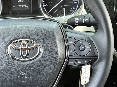 Used 2024 Toyota Camry SE FWD image 14