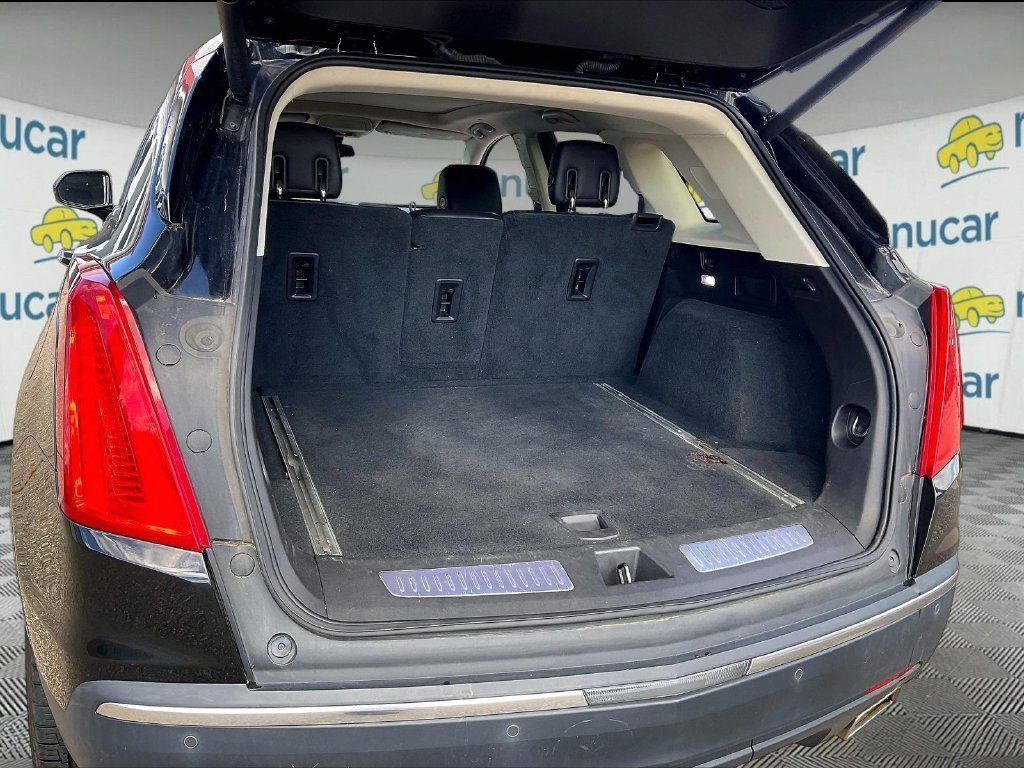 Used 2018 Cadillac XT5 Premium Luxury AWD/4WD image 35
