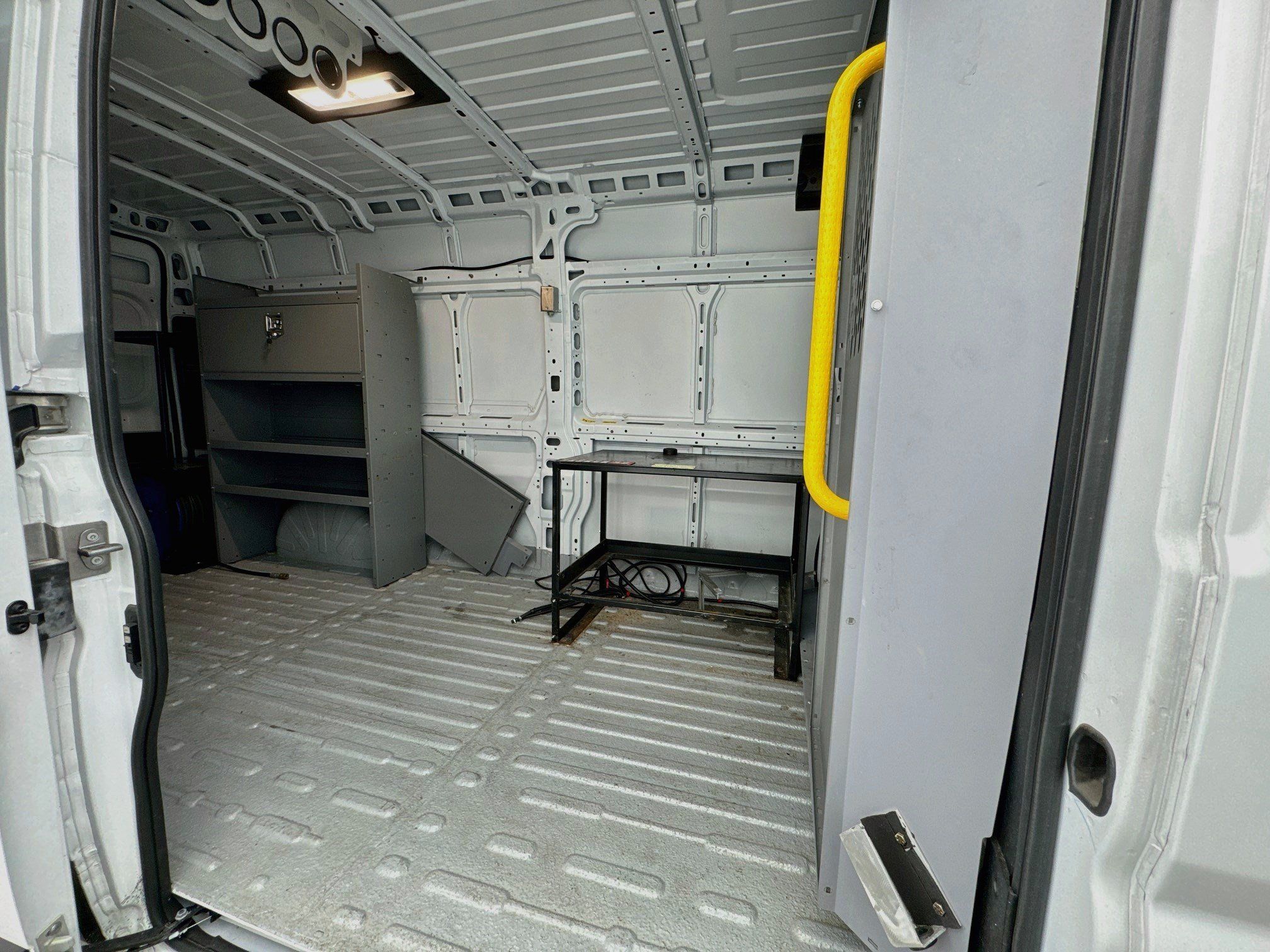 Used 2024 RAM ProMaster 3500 w/ Convenience Group FWD image 17