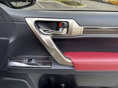 Used 2021 Lexus GX 460 Premium image 44