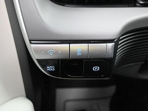 Used 2024 Hyundai Ioniq 5 SE RWD image 27