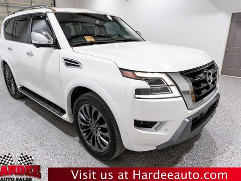 Used 2023 Nissan Armada Platinum w/ Captain's Chairs Package image 6