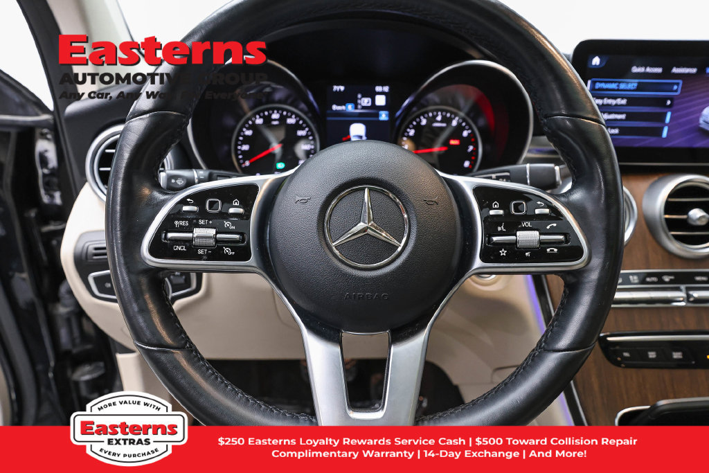 Used 2022 Mercedes-Benz GLC 300 4MATIC w/ Multimedia Package Lite image 11