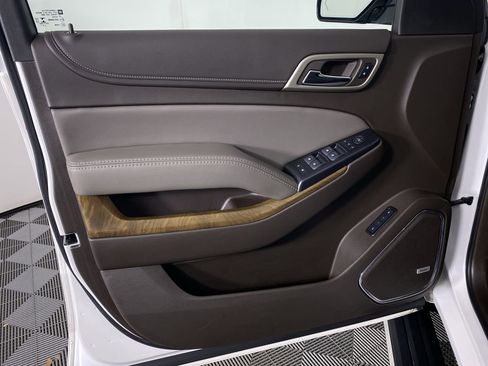 Certified 2020 GMC Yukon Denali w/ Denali Ultimate Package image 13