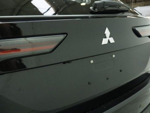 New 2026 Mitsubishi Outlander ES FWD image 4