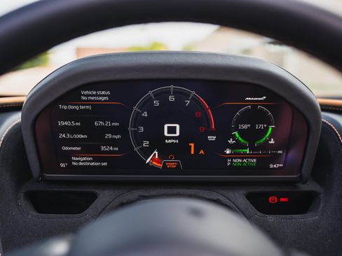 Used 2022 McLaren 765LT RWD image 31