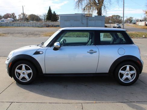Used 2008 MINI Cooper Hardtop image 2