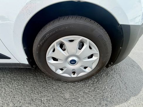 Used 2020 Ford Transit Connect XL FWD image 16