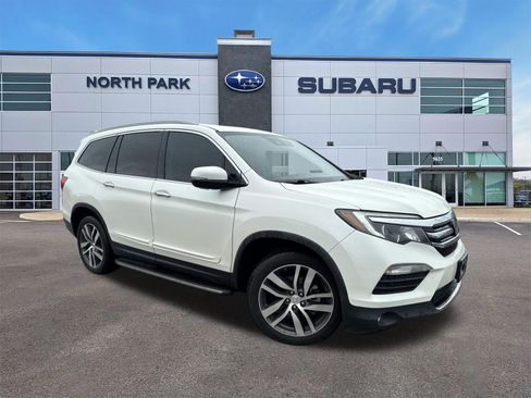 Used 2017 Honda Pilot Elite image 1