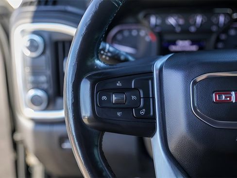 Used 2019 GMC Sierra 1500 SLT image 17