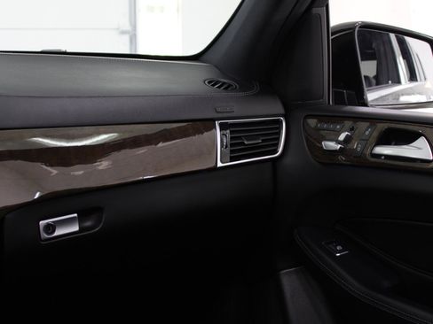 Used 2018 Mercedes-Benz GLS 450 4MATIC w/ Premium Package image 58