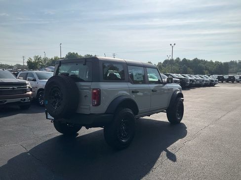 New 2026 Ford Bronco 4-Door w/ Sasquatch Package AWD/4WD image 5