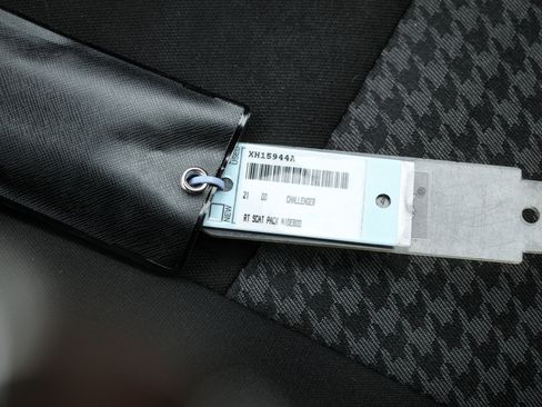 Used 2021 Dodge Challenger R/T Scat Pack image 39