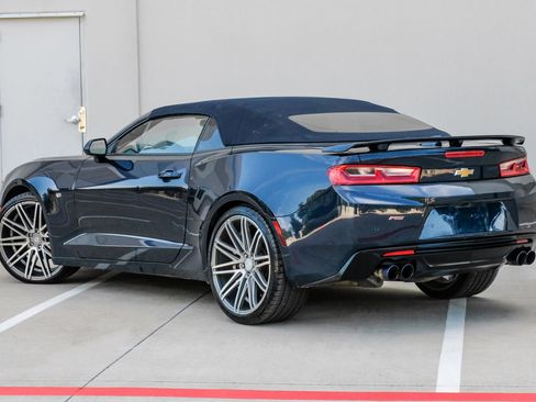 Used 2016 Chevrolet Camaro LT RWD image 16