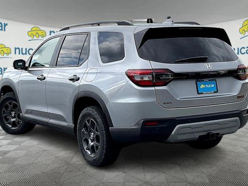New 2025 Honda Pilot TrailSport image 5