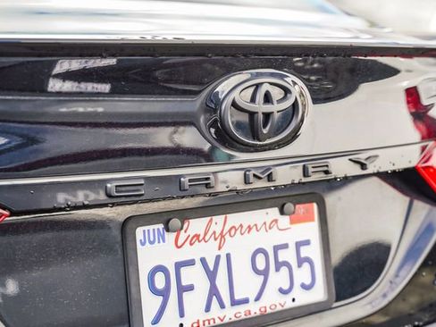 Used 2023 Toyota Camry SE image 13