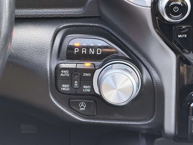 Used 2023 RAM 1500 Laramie AWD/4WD image 23