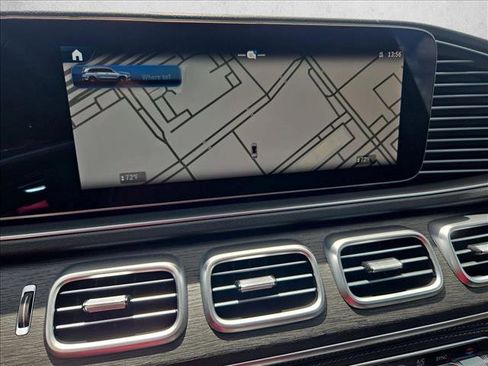 New 2026 Mercedes-Benz GLS 580 4MATIC image 11