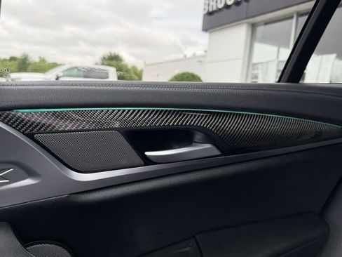 Used 2024 BMW X4 M40i w/ Premium Package image 30