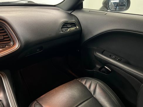 Used 2019 Dodge Challenger SRT Hellcat Redeye RWD image 11