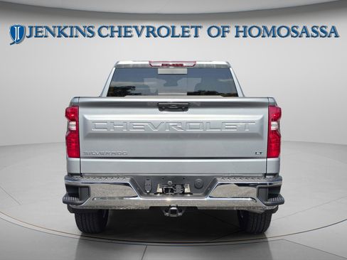 New 2026 Chevrolet Silverado 1500 LT w/ Convenience Package II AWD/4WD image 5