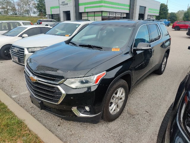 Used 2020 Chevrolet Traverse LT w/ Driver Confidence II Package AWD/4WD image 6
